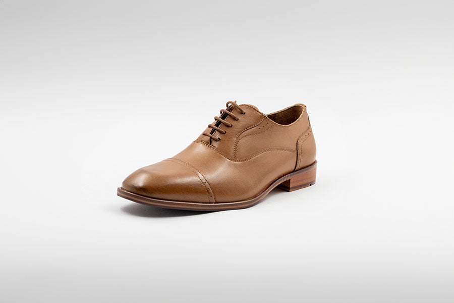 CAVALIER CAP TOE