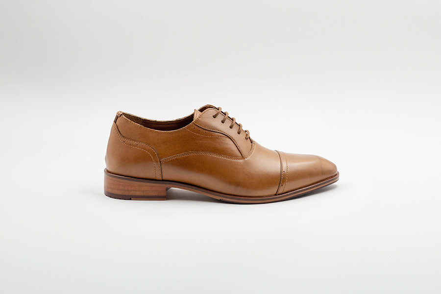 CAVALIER CAP TOE