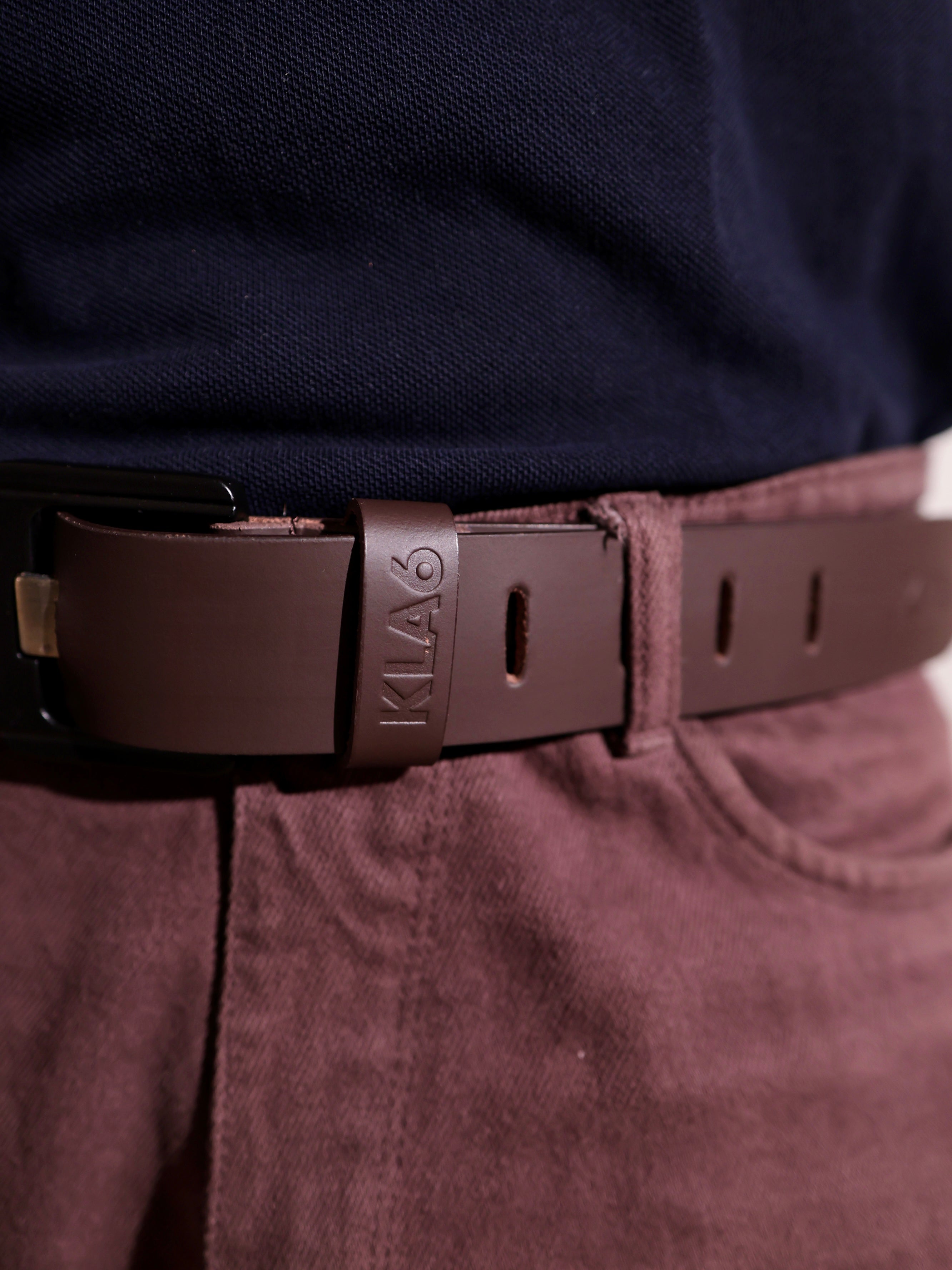 Heritage Loop Leather Belt Dark Brown