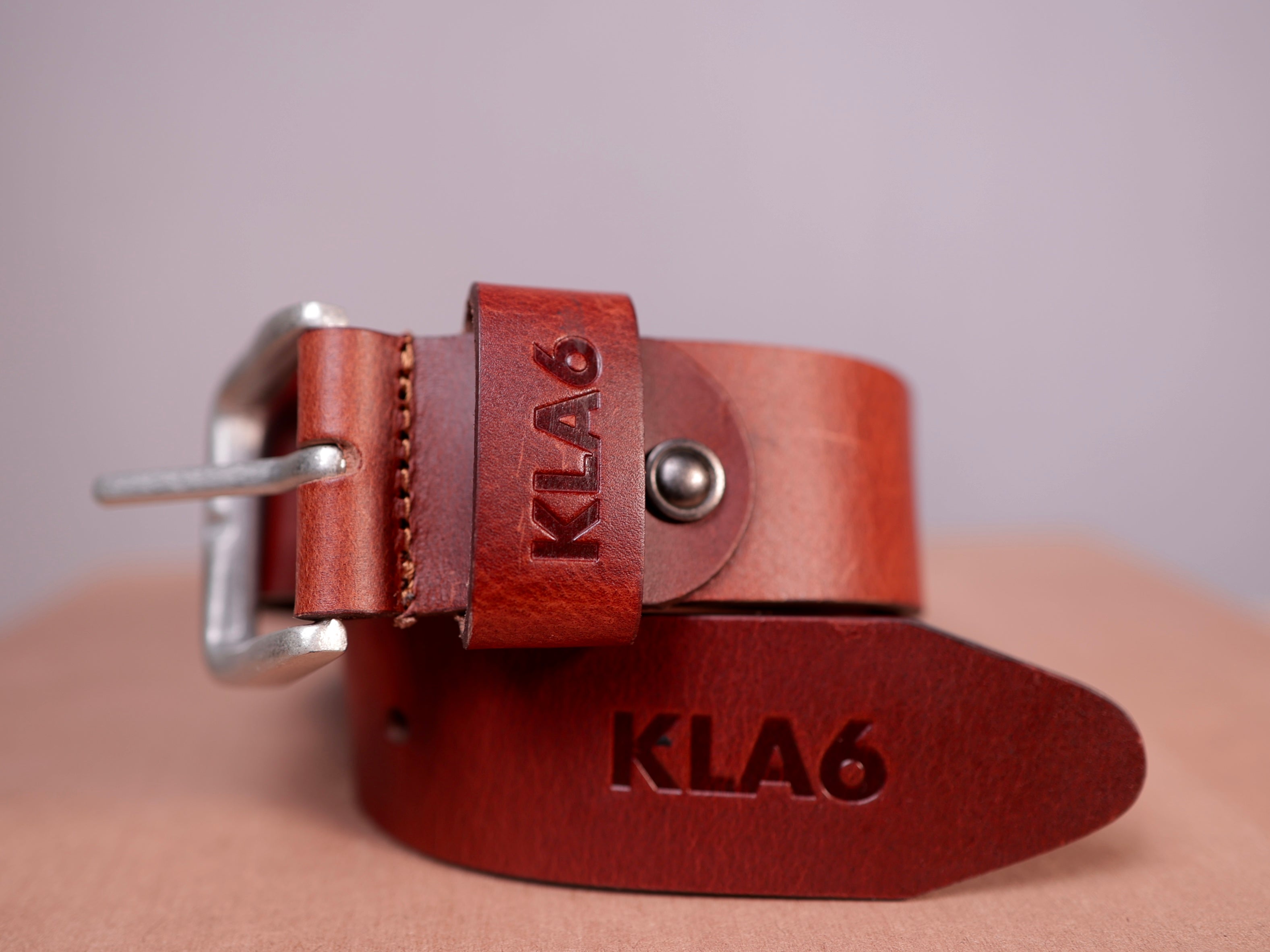 Heritage Loop Leather Belt Brown