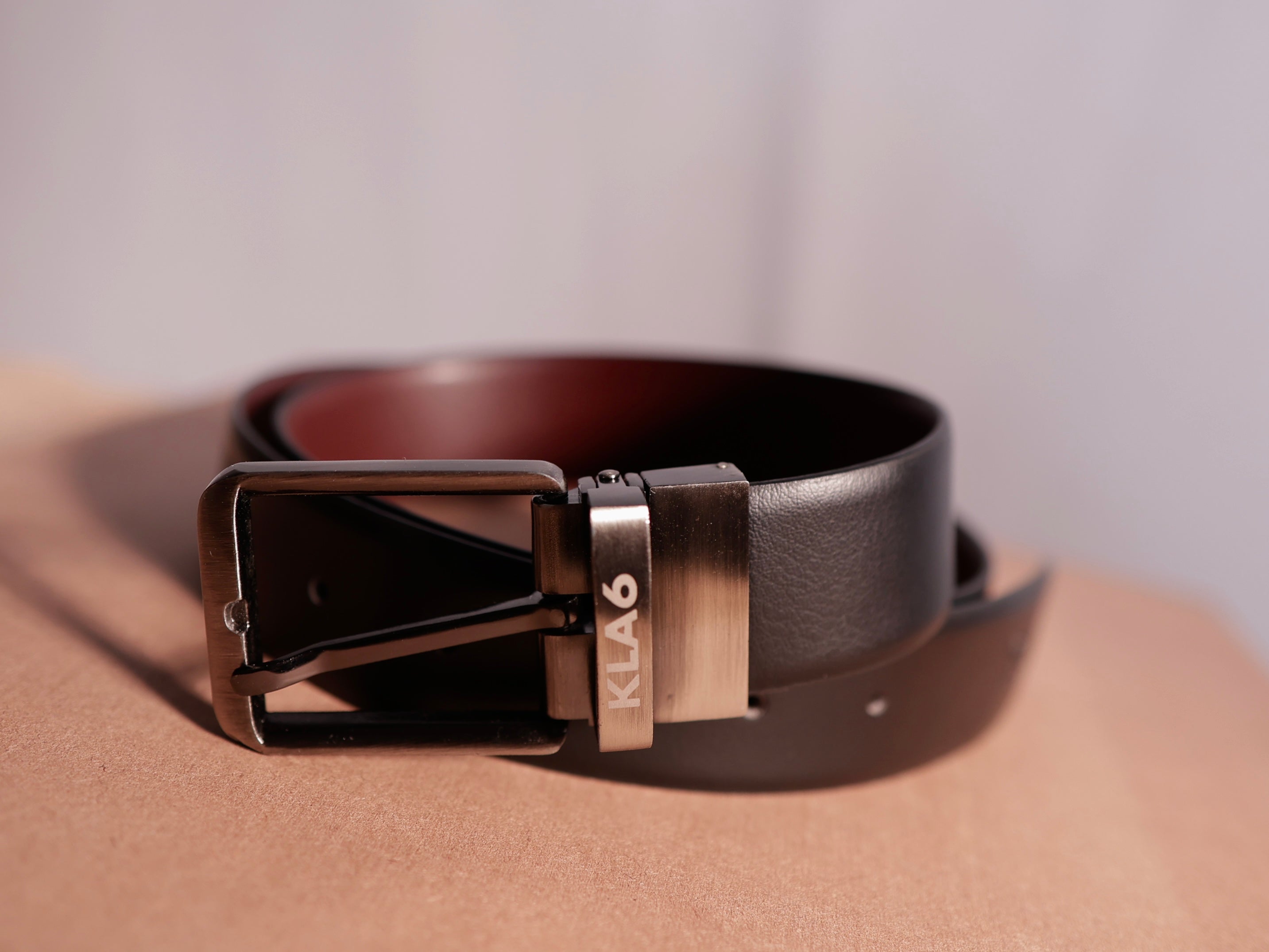 Heritage Loop Reversible Leather Belt